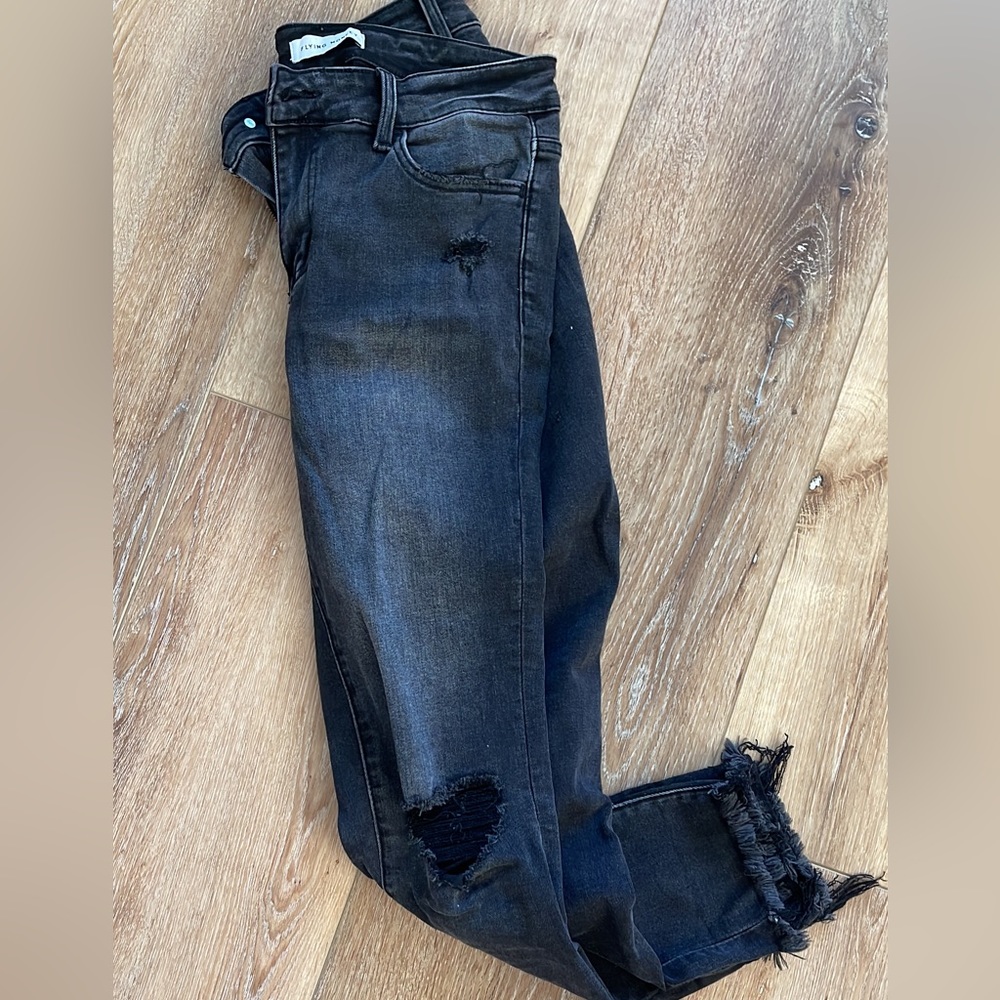 Flying monkeys, size 29 skinny black jean